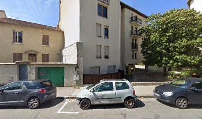 Bade A.j Scm, Kinésithérapeute à Lyon 05