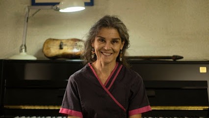 Fabienne POULET SCHNEIDER - Kinésithérapeute Du Musicien, Kinésithérapeute à Marseille 08