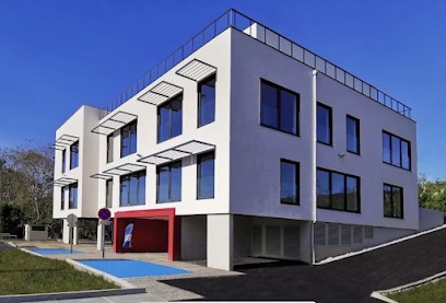 Matthieu CARDETTI, Masseur-Kinésithérapeute DE Et Ostéopathe DO, Kinésithérapeute à Saint-Jean-de-Luz
