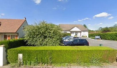 Ngoma Makaya, Kinésithérapeute à Lailly-en-Val