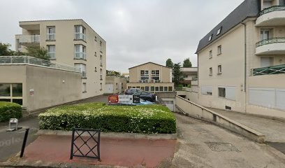 Alice Gazaniol, Kinésithérapeute à Saint-Maur-des-Fossés