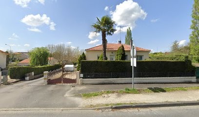 Tillard Annie, Kinésithérapeute à La Couronne