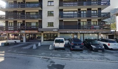 Pubellier Hélène, Kinésithérapeute aux Houches