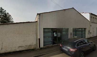 Salam Nadia, Kinésithérapeute à Fontenay-le-Comte