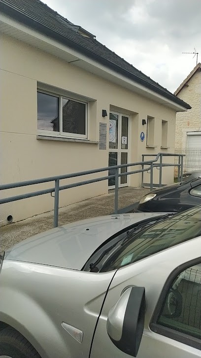 Baudchon Dan, Kinésithérapeute à Saint-Étienne-du-Rouvray