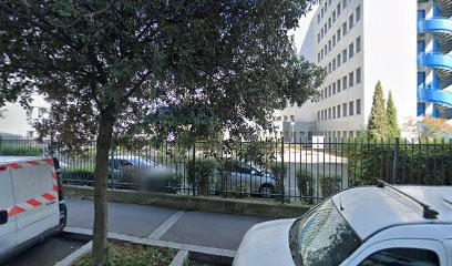 Flora BOREL, Kinésithérapeute à Colombes