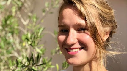 Jeanne Franek, Kinésithérapeute à Paris 15