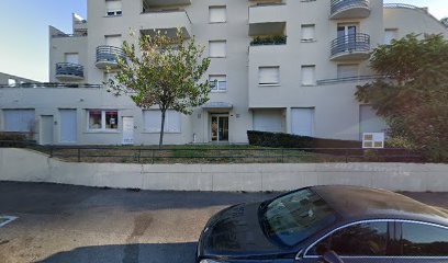 Paramédical Victoria, Kinésithérapeute à Palaiseau