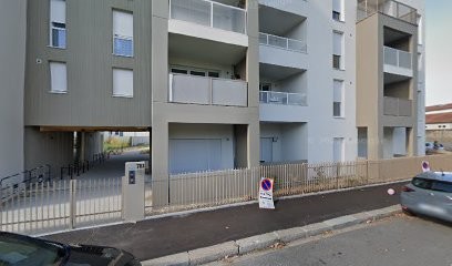 Farah MZOURI, Kinésithérapeute à Villefranche-sur-Saône
