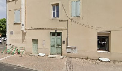 NEUVILLE V, Kinésithérapeute à La Tour-du-Pin
