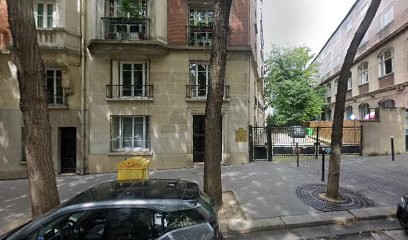 Raphaël HAJ ESMAEILI, Kinésithérapeute à Paris 18