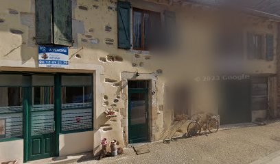 Azema Marie Anne, Kinésithérapeute à Curvalle