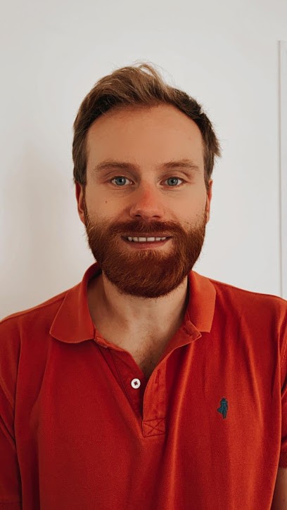 Alexandre Rochat- Kinésithérapeute du sport Paris 15eme- visites à domicile, Kinésithérapeute à Paris 15