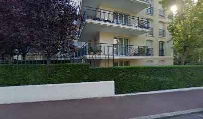 Miaud Tristan, Kinésithérapeute au Plessis-Robinson