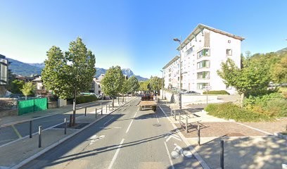 Grelin Aurelia Elodie Gisele Yvette, Kinésithérapeute à Embrun