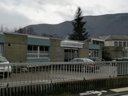 Scm Aqua Alpes Sante, Kinésithérapeute à Vizille