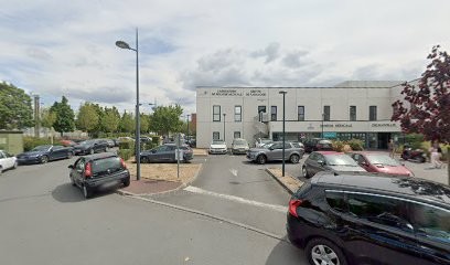 Coru Eloise, Kinésithérapeute à Deauville