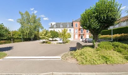 Barnay Marie, Kinésithérapeute à Épinac