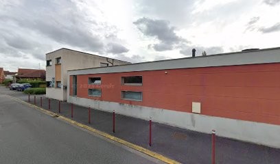 Savino Sandrine - Kiné Du Sport - Ondes De Choc - Posturologie - Esthétique Rajeunissement Du Visage, Kinésithérapeute à Petite-Forêt