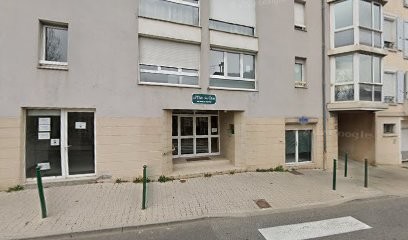 Zaccardi-Baret Alessia, Kinésithérapeute à Sisteron