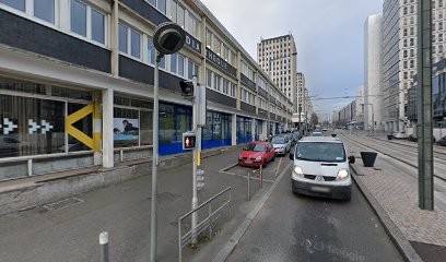 Ounacer Kerrachi Nawal, Kinésithérapeute à Sarcelles