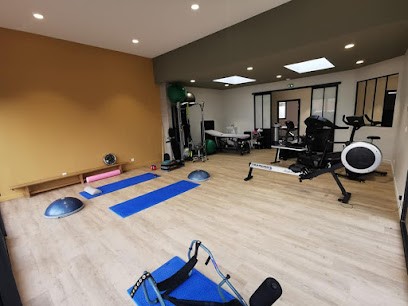 Hujeux Perrine - Masseur-kinésithérapeute D.E., Kinésithérapeute à Ennevelin