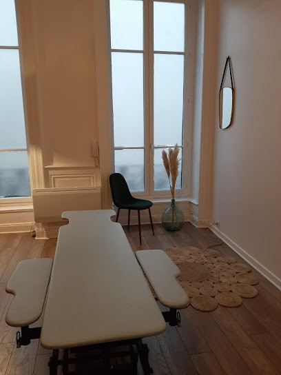 Elodie Deforges - Masseur-kinésithérapeute Lyon 1, Kinésithérapeute à Lyon 01