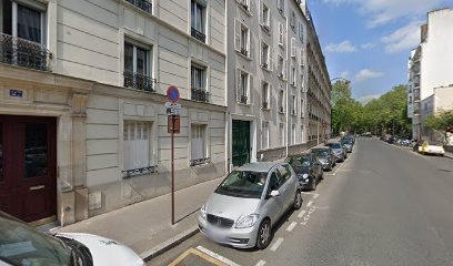 Carré Christian, Kinésithérapeute à Neuilly-sur-Seine