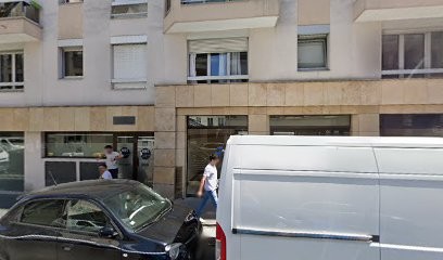 Candice Decrop - Masseur Kinésithérapeute, Kinésithérapeute à Paris 11