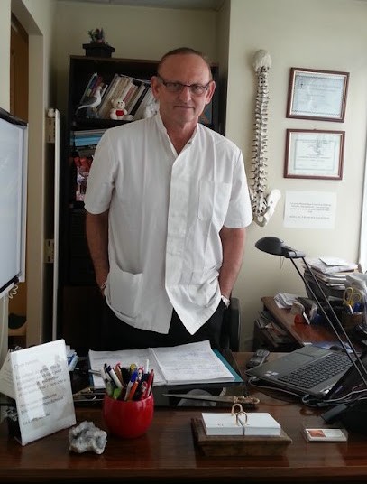 Gerard Wax - Masseur-Kinésithérapeute D.E, Kinésithérapeute à Paris 11