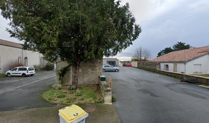 Grangy Elise, Kinésithérapeute à Charron