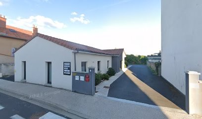 PARET Eline, Kinésithérapeute à Issoire