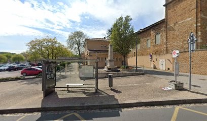 Ribadeau Dumas Aymeric, Kinésithérapeute à Fontaines-Saint-Martin