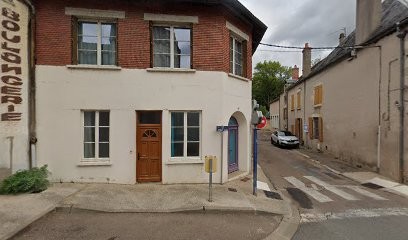 Flach Valerie, Kinésithérapeute à Clamecy