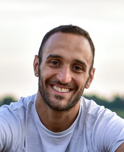 Cédric Hattab - Kinésithérapeute, Kinésithérapeute à Paris 11