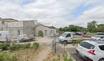 Enes Capeio Sylvia, Kinésithérapeute à Pisany