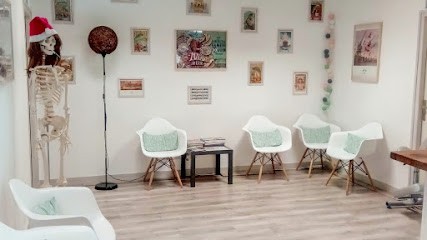 Hallier Alice Kinesitherapeute, Pilates, Rééducation Périnéale Et Douleurs Pelviennes, Cancer Du Sein, Rééducation Abdominale, Kinésithérapeute à Rezé