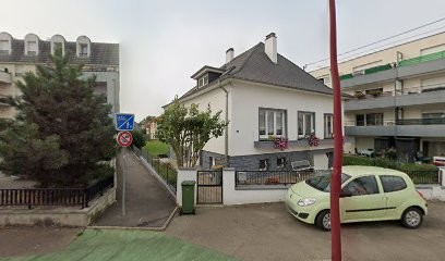 Ziegler Fanny, Kinésithérapeute à Florange
