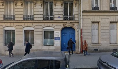 Mousset Coline, Kinésithérapeute à Paris 09