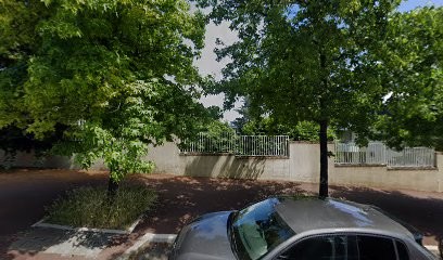 Attuil Martine, Kinésithérapeute à Suresnes