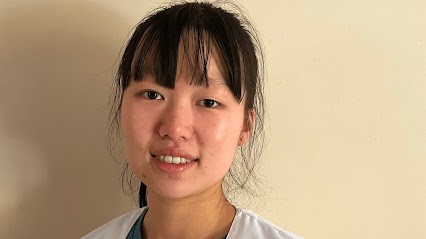 Mélanie Huyenh, Kinésithérapeute à Neuilly-sur-Seine