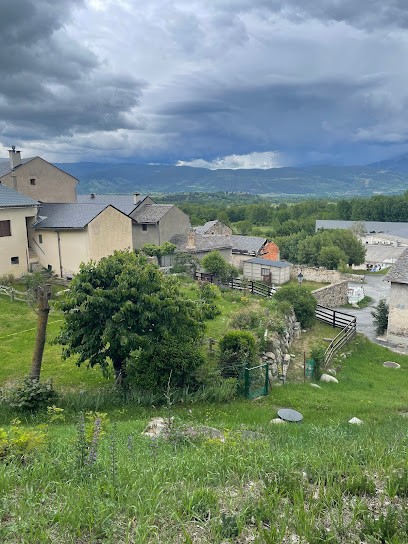Carreras, Meritxell, Kinésithérapeute à Enveitg