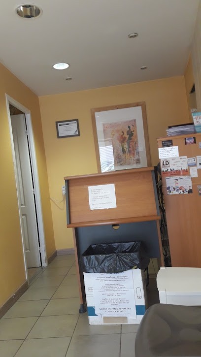 Kinésithérapeute masseur Miloz Czervaski et Aurélie Comte, Kinésithérapeute au Luc