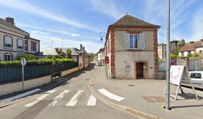 Ana Rodrigues de Oliveira, Kinésithérapeute à Saint-Lubin-des-Joncherets