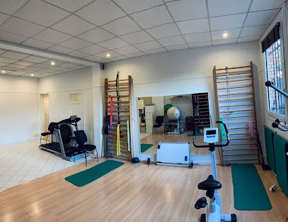 Centre de kiné-balnéotherapie, Kinésithérapeute à Saint-Maur-des-Fossés