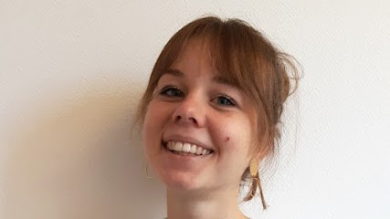Julia KRIBS - Kinésithérapeute, Kinésithérapeute au Haillan