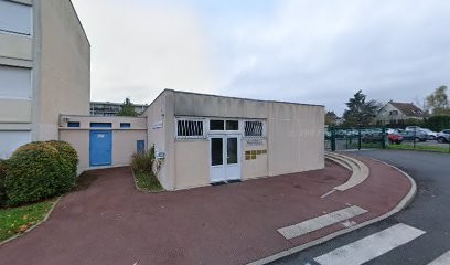 Renard Karl, Kinésithérapeute à Eaubonne