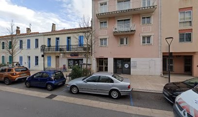 Camille SIMON, Kinésithérapeute Spécialisée En Rééducation Pelvi-périnéale, Kinésithérapeute à La Londe-les-Maures