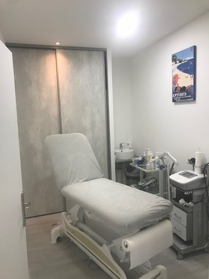 Cabinet Médical Kinésithérapeute Ostéopathe TEBOURSKI, Kinésithérapeute à La Roquette-sur-Siagne